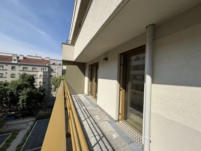 Helle 2 Zimmer Wohnung – Bild 2