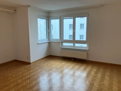 helle 2-Zimmer-Wohnung