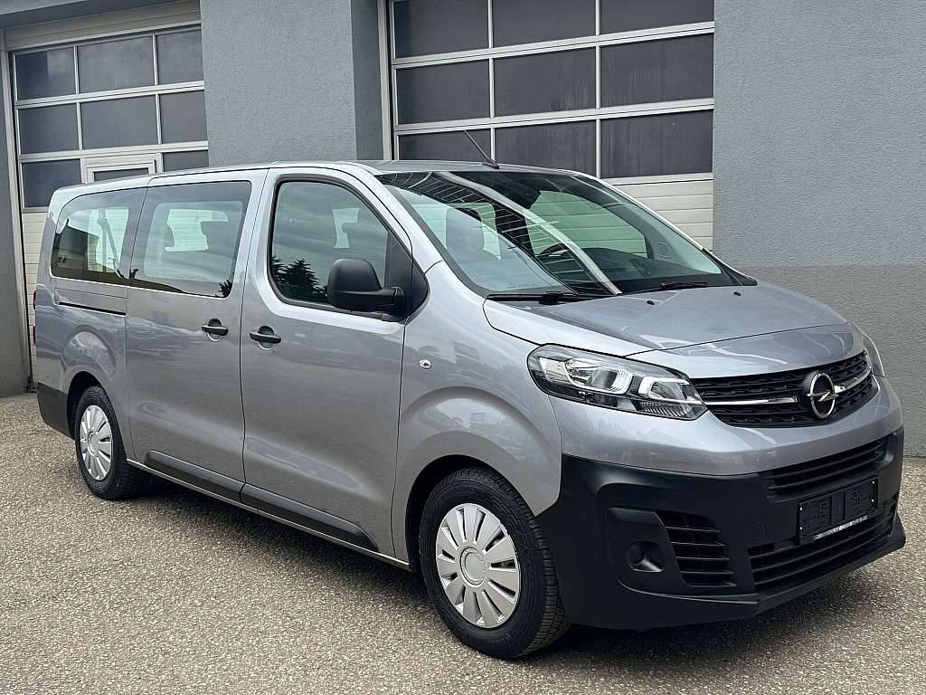 Opel Vivaro 9 Sitzer