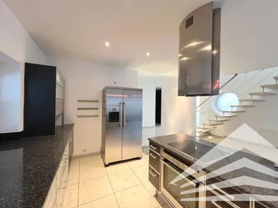 4-Zimmer-Wohnung mieten in Linz – 167 m², € 1.829 – Bild 11 von 28
