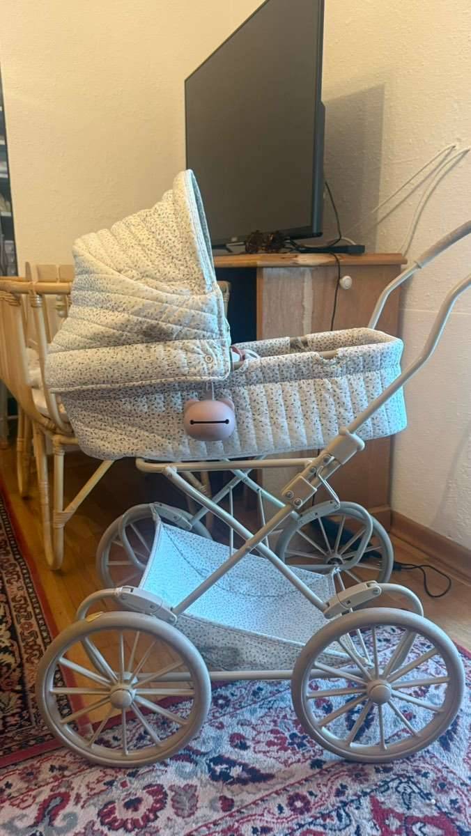 Puppenwagen Konges Slojd,  50,- (9073 Klagenfurt, 13.Bez.:Viktring) -  willhaben