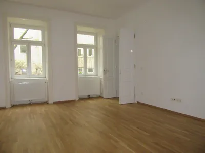 NÄHE U3 - NEU RENOVIERTES GROSSZÜGIGES 1 ZIMMER APARTMENT