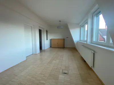 Gewerbeimmobilie mieten in Klagenfurt – 30 m², € 744 – Bild 2 von 14