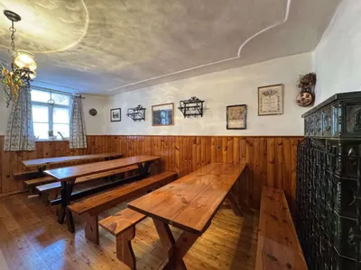 8-Zimmer-Immobilie kaufen in Tulln – 318 m², € 559.000 – Bild 2 von 11