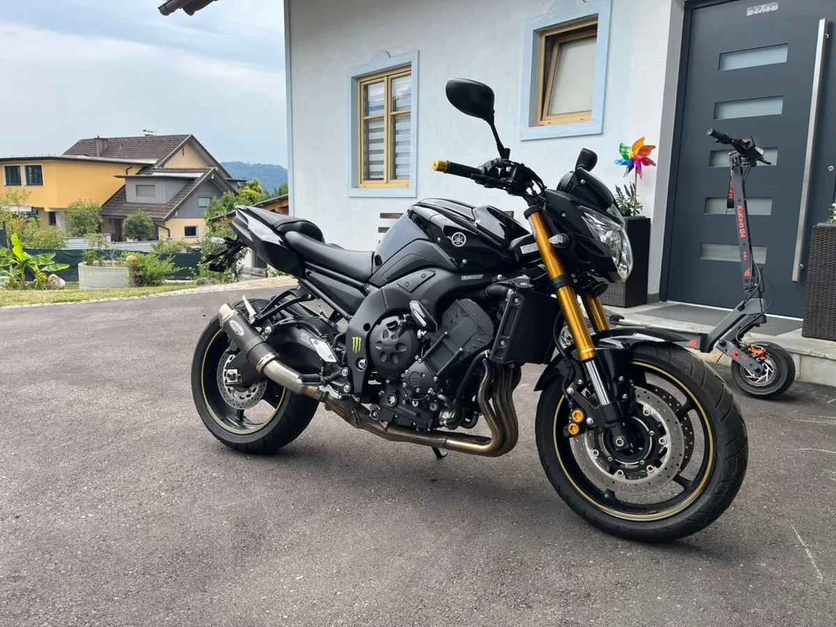 Yamaha FZ 1