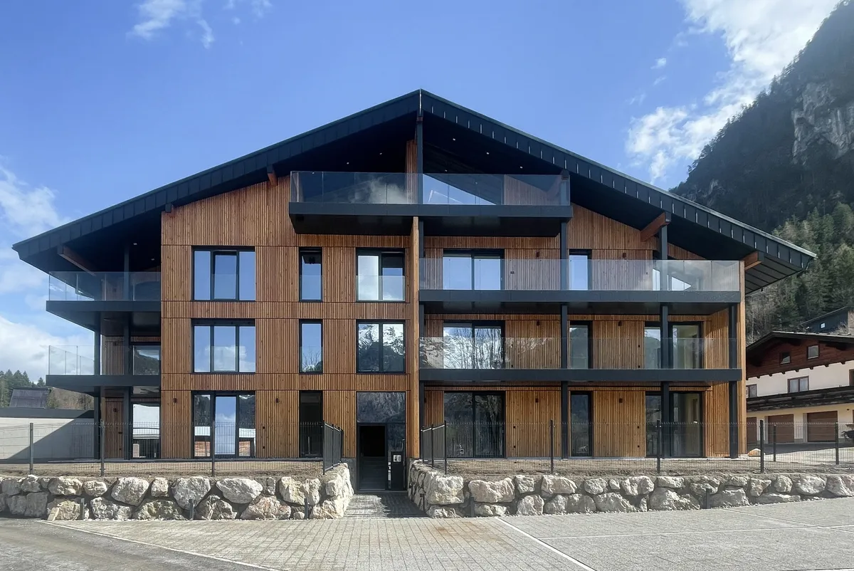 Ruhige 3-Zimmer-Wohnung mit Panoramablick ( 06046 ) - Ansicht 3