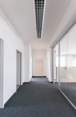 4-Zimmer-Gewerbeimmobilie mieten in Klagenfurt – 101 m², € 979 – Bild 2 von 9
