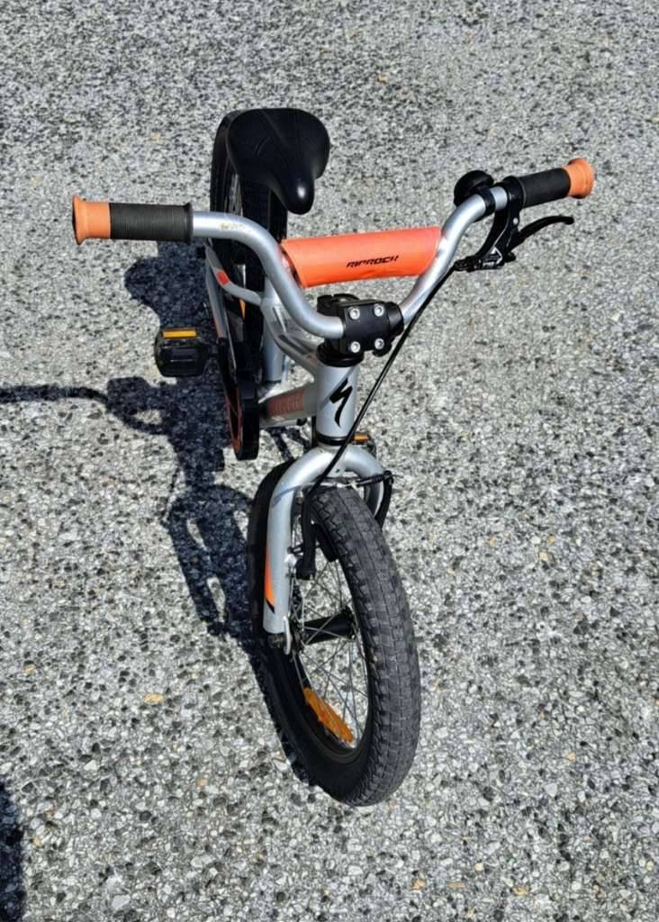 Kinderfahrrad Specialized 16 Zoll,  110,- (8184 Anger) - willhaben