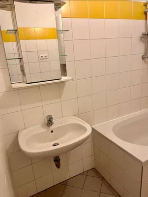 3-Zimmer-Wohnung kaufen in Bruck-Mürzzuschlag – 67,1 m², € 85.000 – Bild 8 von 9