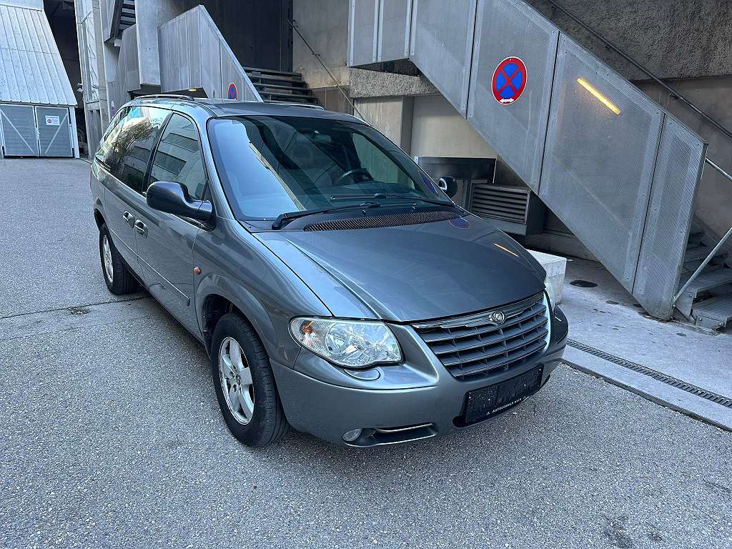 Chrysler Voyager 2,8 LX CRD Austria Aut. Kombi / Family Van, 2008, 140. ...