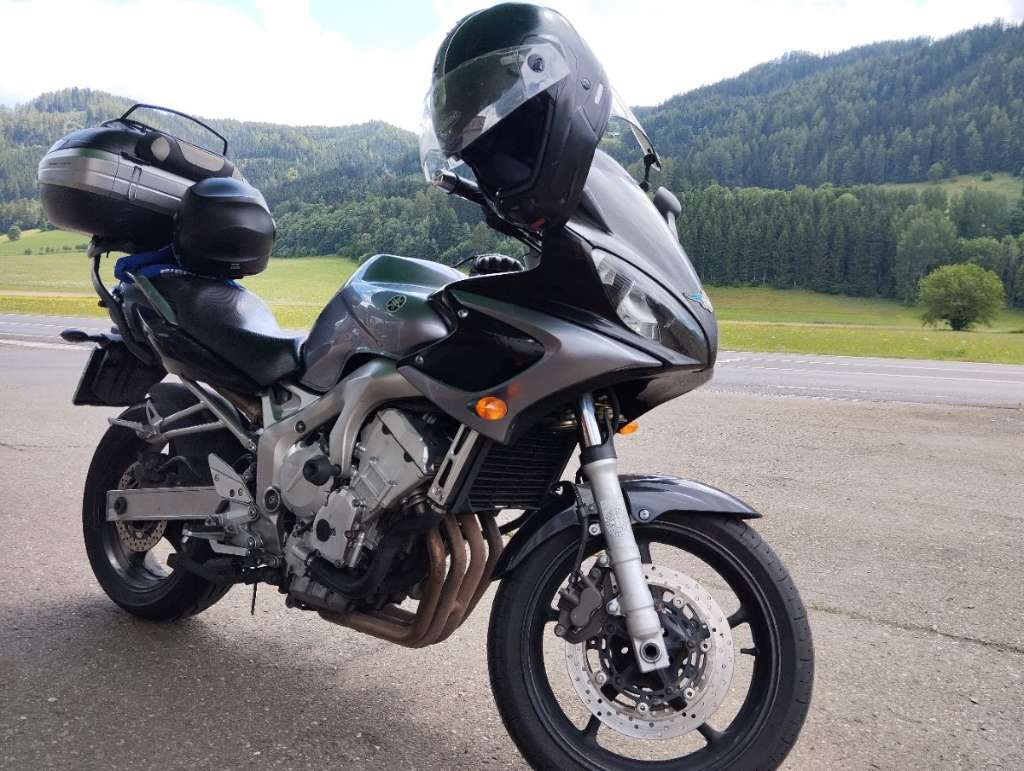 Yamaha FZS Tourer