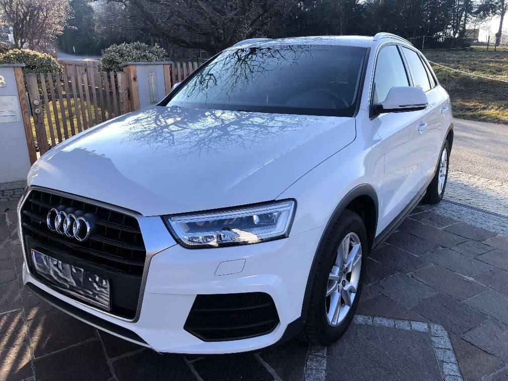 Audi Q3 2,0 TDI Intense quattro S-tronic SUV / Geländewagen