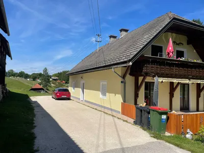 6-Zimmer-Immobilie mieten in Klagenfurt Land – 200 m², € 800 – Bild 3 von 3