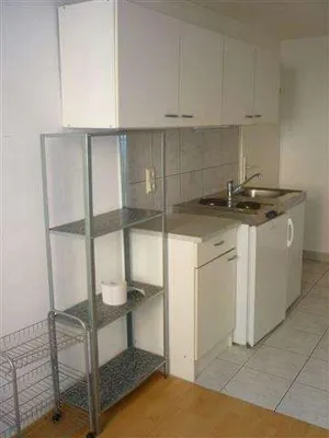 1-Zimmer-Wohnung mieten in Wien – 13 m², € 420 – Bild 4 von 4