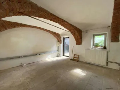 1-Zimmer-Gewerbeimmobilie mieten in Weiz – 23 m², € 296 – Bild 2 von 11
