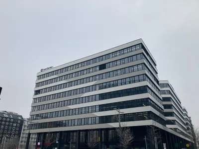 Gewerbeimmobilie mieten in Wien – 379 m², € 23