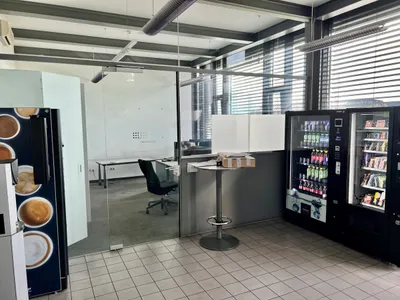 Gewerbeimmobilie mieten in Feldkirch – 1 500 m² – Bild 4 von 11
