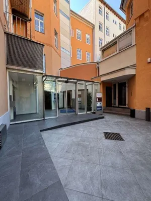 15-Zimmer-Gewerbeimmobilie mieten in Graz – 452 m², € 11 – Bild 3 von 26