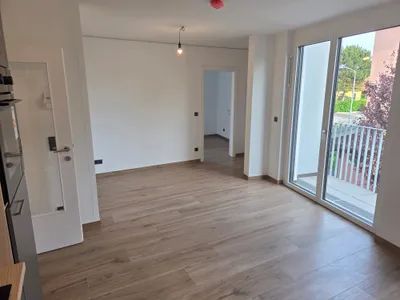 Gerasdorfer Straße - ERSTBEZUG - 2 Zimmer Neubau Wohnung mit kleinem Balkon