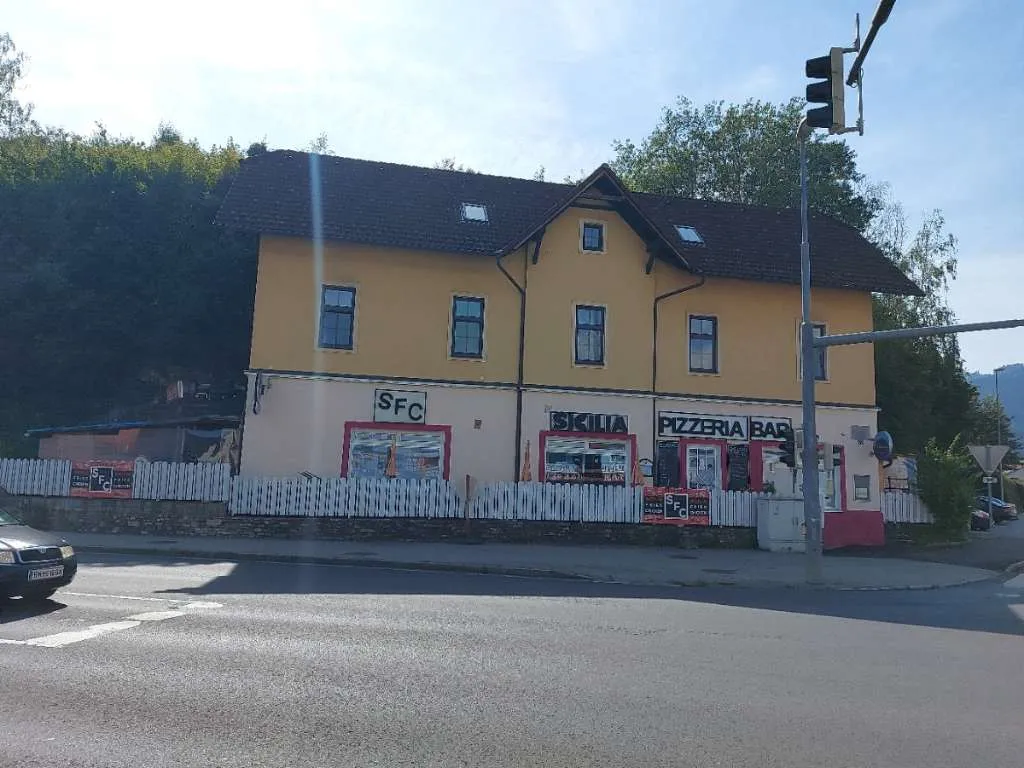 Haus mit viel Potenzial zum verkaufen, Arndorf