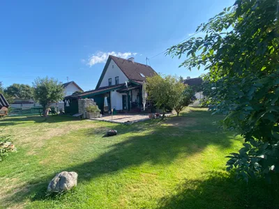 6-Zimmer-Haus kaufen in Vöcklabruck – 145 m², € 590.000 – Bild 3 von 13