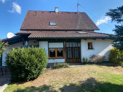 6-Zimmer-Haus kaufen in Vöcklabruck – 145 m², € 590.000 – Bild 4 von 13