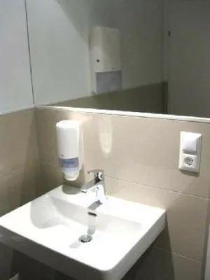 4-Zimmer-Gewerbeimmobilie mieten in Wien – 92 m², € 2.024 – Bild 5 von 11