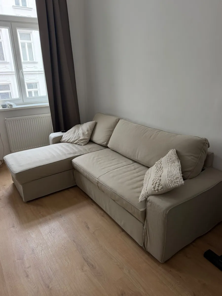 Ausziehbare Ikea Sofa beige, € 50,- (1070 Wien)