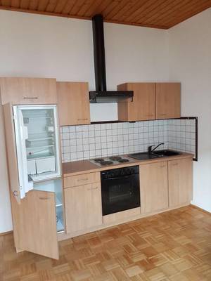 ABLÖSEFREI/ DIESE WOHNUNG WIRD DICH CATCHEN/ PUPPEN-DACHGESCHOSS-WOHNUNG PERFEKTASTRASSE 6-8 U-BAHN NÄHE