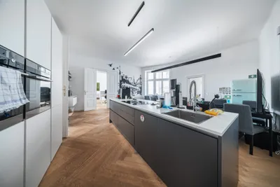 6-Zimmer-Gewerbeimmobilie mieten in Wien – 183 m², € 8.000 – Bild 11 von 25