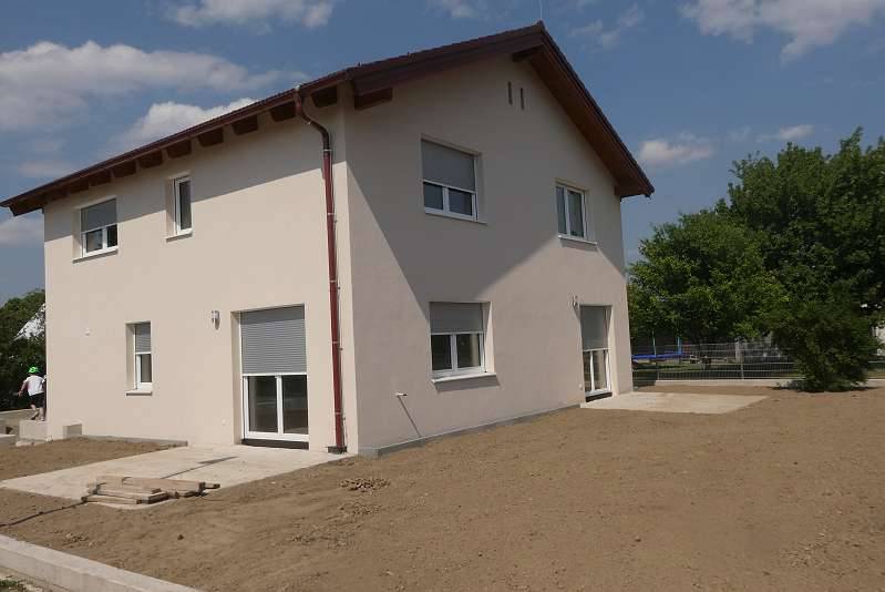 Doppelhaus mit Eigengarten