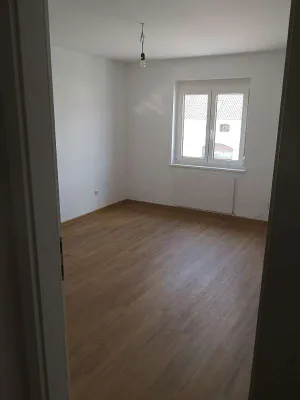 2-Zimmer-Wohnung mieten in Amstetten – 66 m², € 600 – Bild 3 von 8