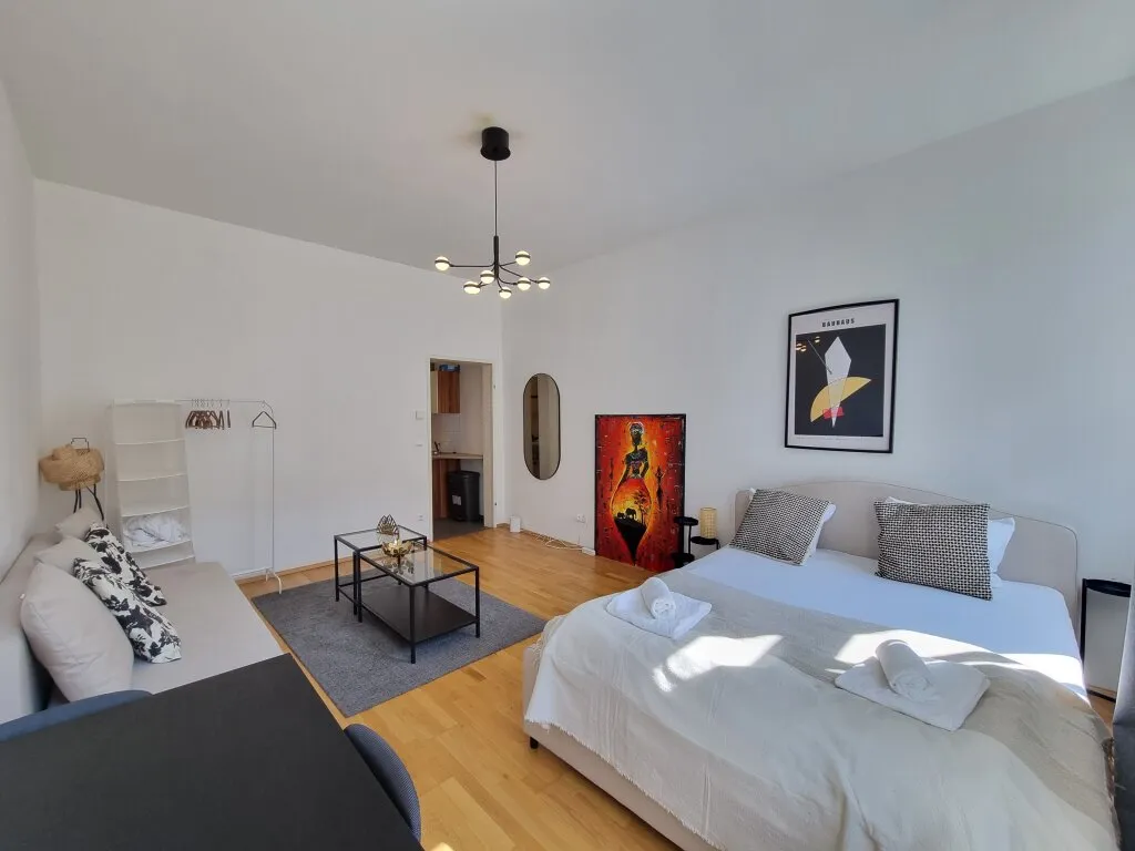 Freundliche 2 Zimmer mit Altbaucharme in ruhiger Lage - Bahnhof Hernals in der Nähe - Ansicht 3