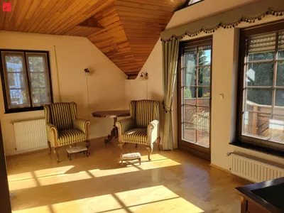 7-Zimmer-Haus kaufen in Feldkirchen – 196 m², € 750.000 – Bild 3 von 9