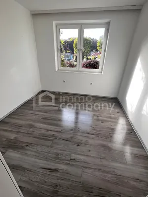 Haus kaufen in Weiz – 210 m², € 270.000 – Bild 11 von 14