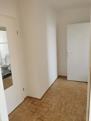 1-Zimmer-Wohnung mieten in Wien – 32 m², € 650 – Bild 8 von 9