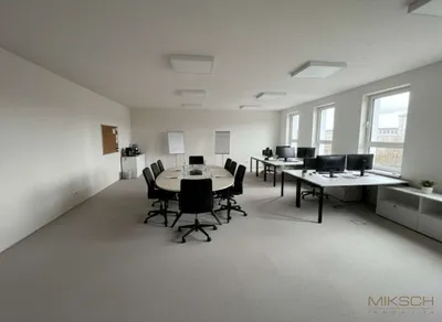 Gewerbeimmobilie mieten in Sankt Pölten – 150 m², € 14 – Bild 2 von 18