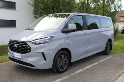 Ford Tourneo Custom Bus 2,0 EcoBlue 320 L2H1 FWD Tit...