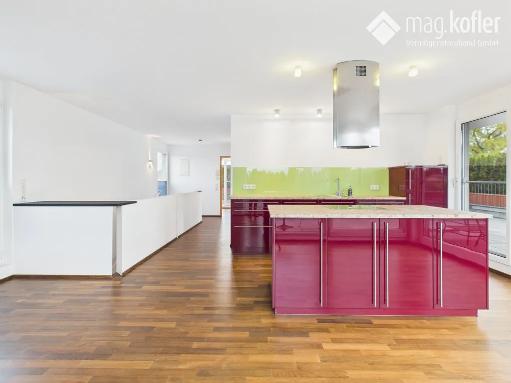 Seltene Gelegenheit: Exklusive Penthouse-Wohnung in Hard - mit 111 m² Terrasse und Rundumblick - Ansicht 3