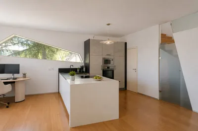 3-Zimmer-Gewerbeimmobilie mieten in Salzburg Stadt – 200 m², € 17 – Bild 4 von 20
