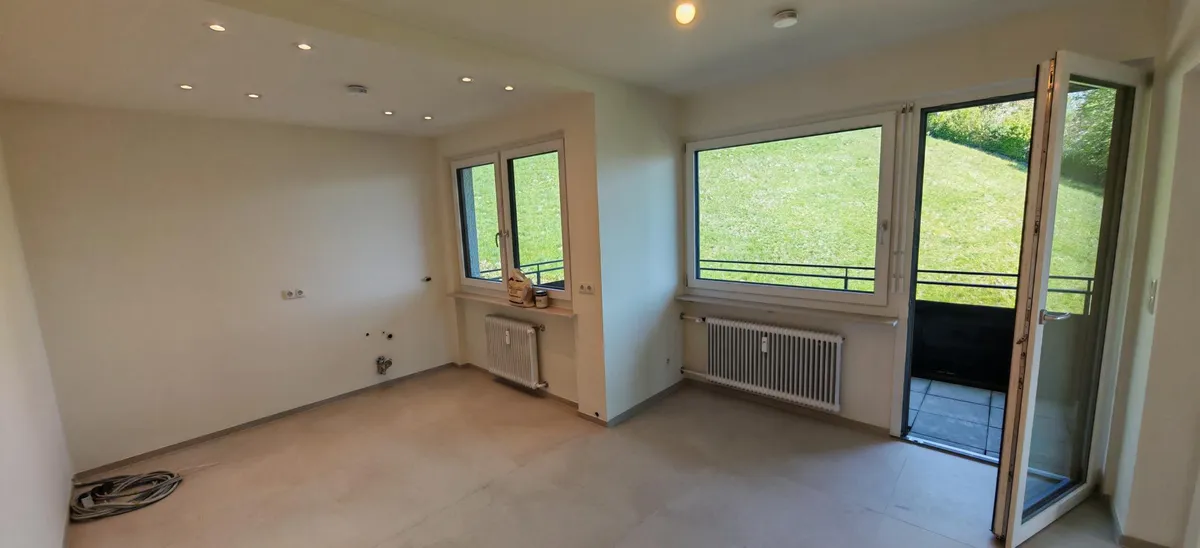 Ruhige, sonnige Aussichtslage in Hötting - stilvoll sanierte 3-Zimmer-Wohnung mit 2 Balkonen (#10453) – pohled 2