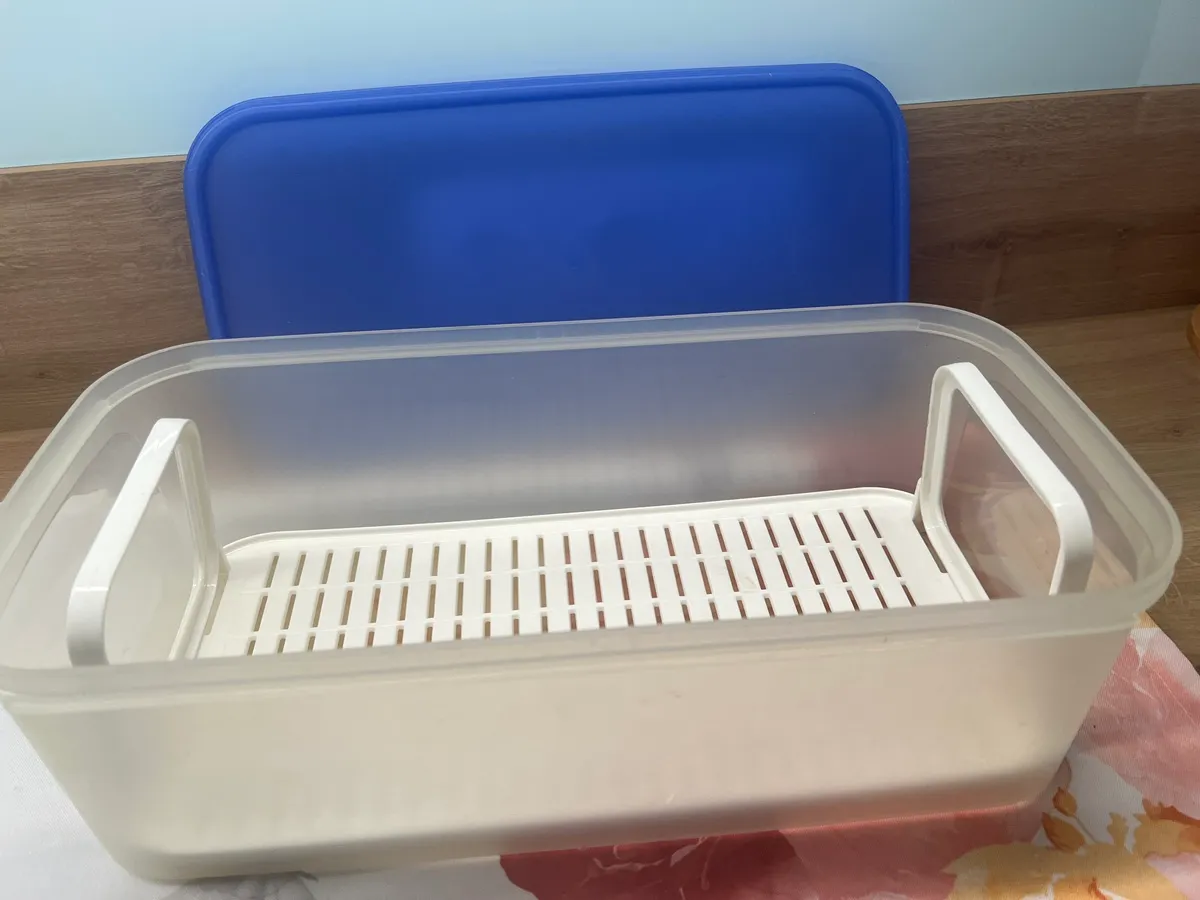 Tupperware Kuchen Behälter 3tlg, € 30,- (4092 Esternberg)