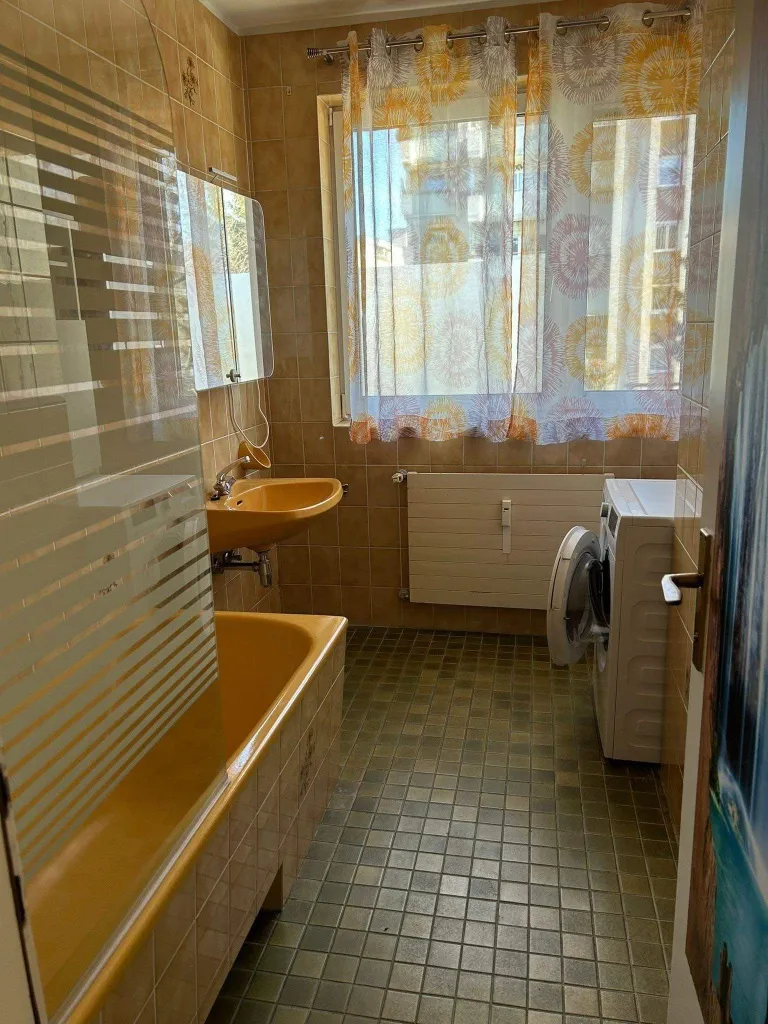 nette 2 Zimmerwohnung Bruck-Oberaich - Widok 2