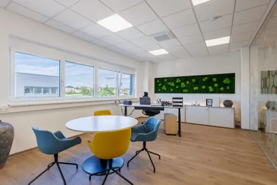 Gewerbeimmobilie mieten in Korneuburg – 275 m², € 10 – Bild 8 von 14