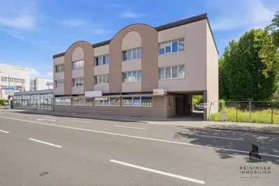 7-Zimmer-Gewerbeimmobilie mieten in Wels – 226 m², € 2.490
