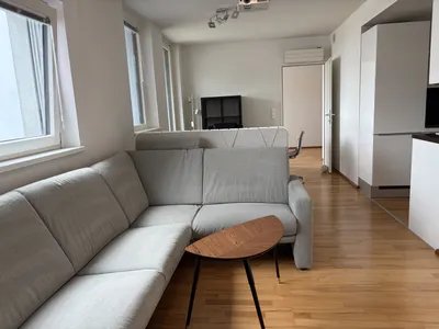 Helle 2-Zimmer-Wohnung mit Wintergarten - direkt bei U2 Aspernstraße – Bild 2