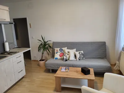 Immobilie mieten in Neusiedl am See – 53 m², € 500 – Bild 2 von 12