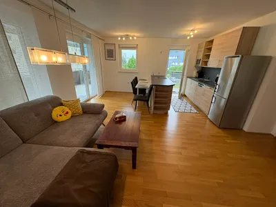 3-Zimmer-Wohnung mieten in Linz – 98 m², € 1.299 – Bild 1 von 10