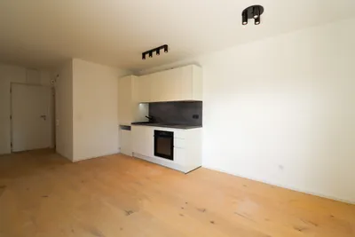 2-Zimmer-Wohnung mieten in Salzburg Stadt – 38 m², € 1.149 – Bild 2 von 8