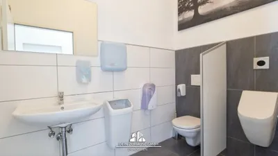 Gewerbeimmobilie mieten in Vöcklabruck – 414 m², € 3.680 – Bild 9 von 17